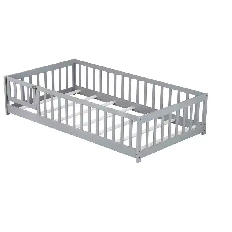 Lit jumeau au sol avec clôture et porte, cadre de lit Montessori bas pour enfants, bois d'hévéa, barrières de sécurité, assemblage facile