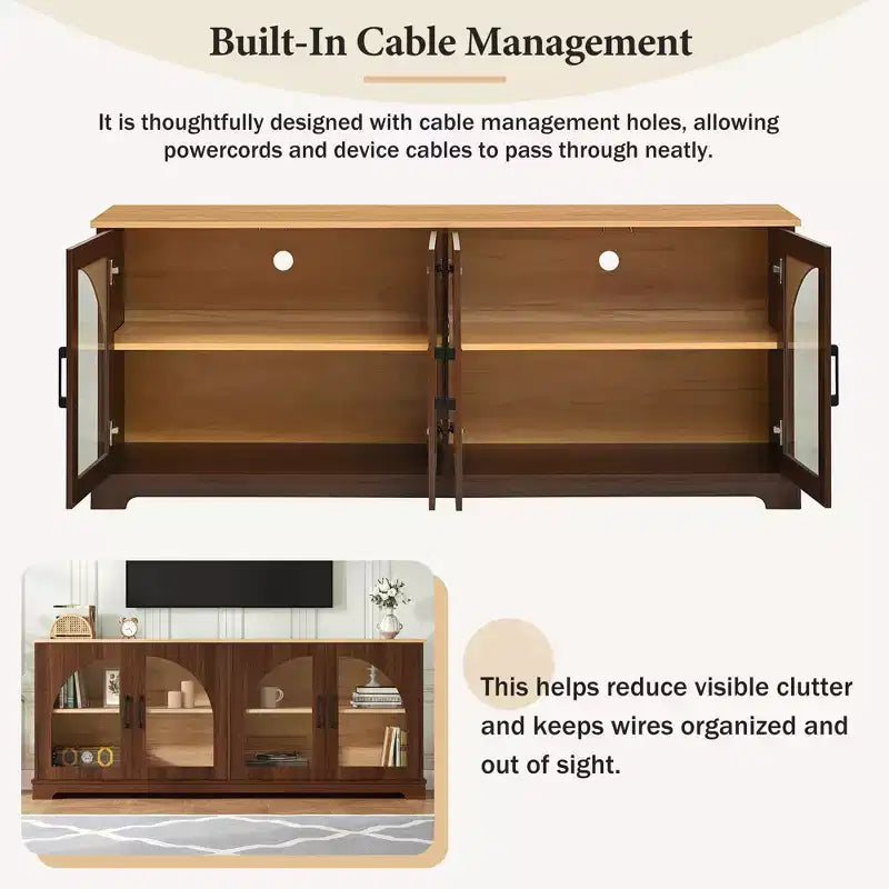 Console TV de style champêtre avec portes en verre semi-cintrées, peut accueillir des téléviseurs jusqu'à 70", buffet en grain de bois avec, Noyer réglable