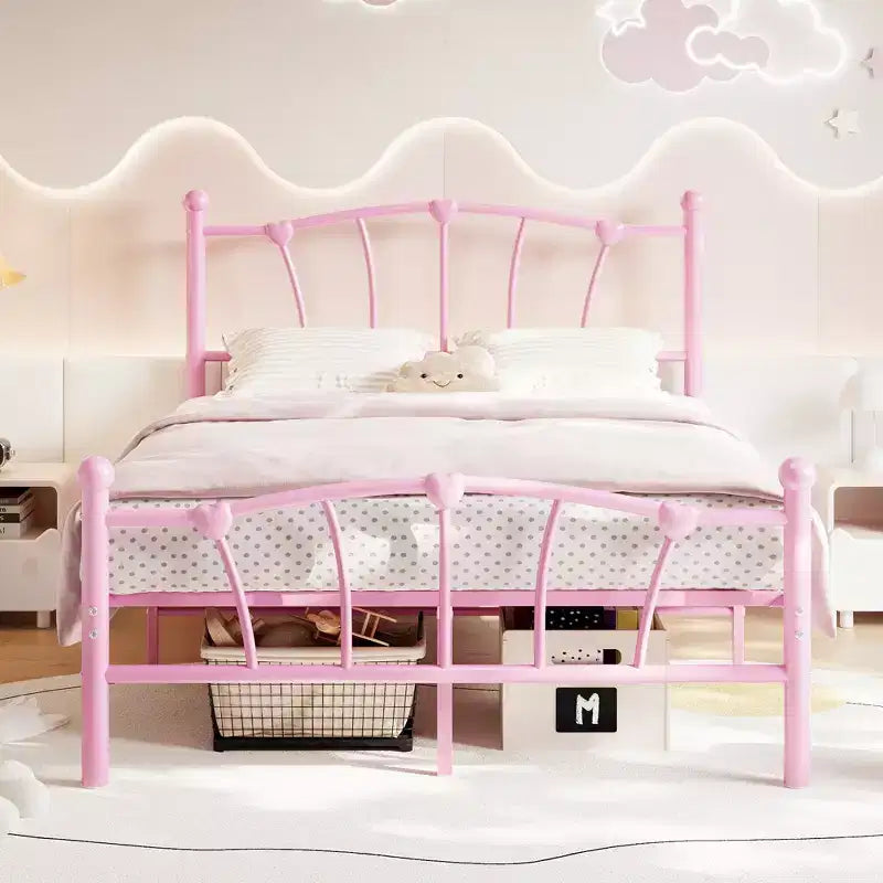 Cadre de lit en métal en forme de cœur avec tête de lit et pied de lit - Support à lattes solide, espace de rangement sous le lit pour chambre à coucher